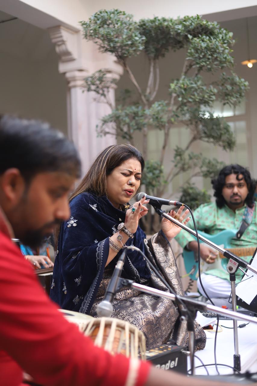 Barnali Chattopadhyay absorbed in performance at an intimate recital